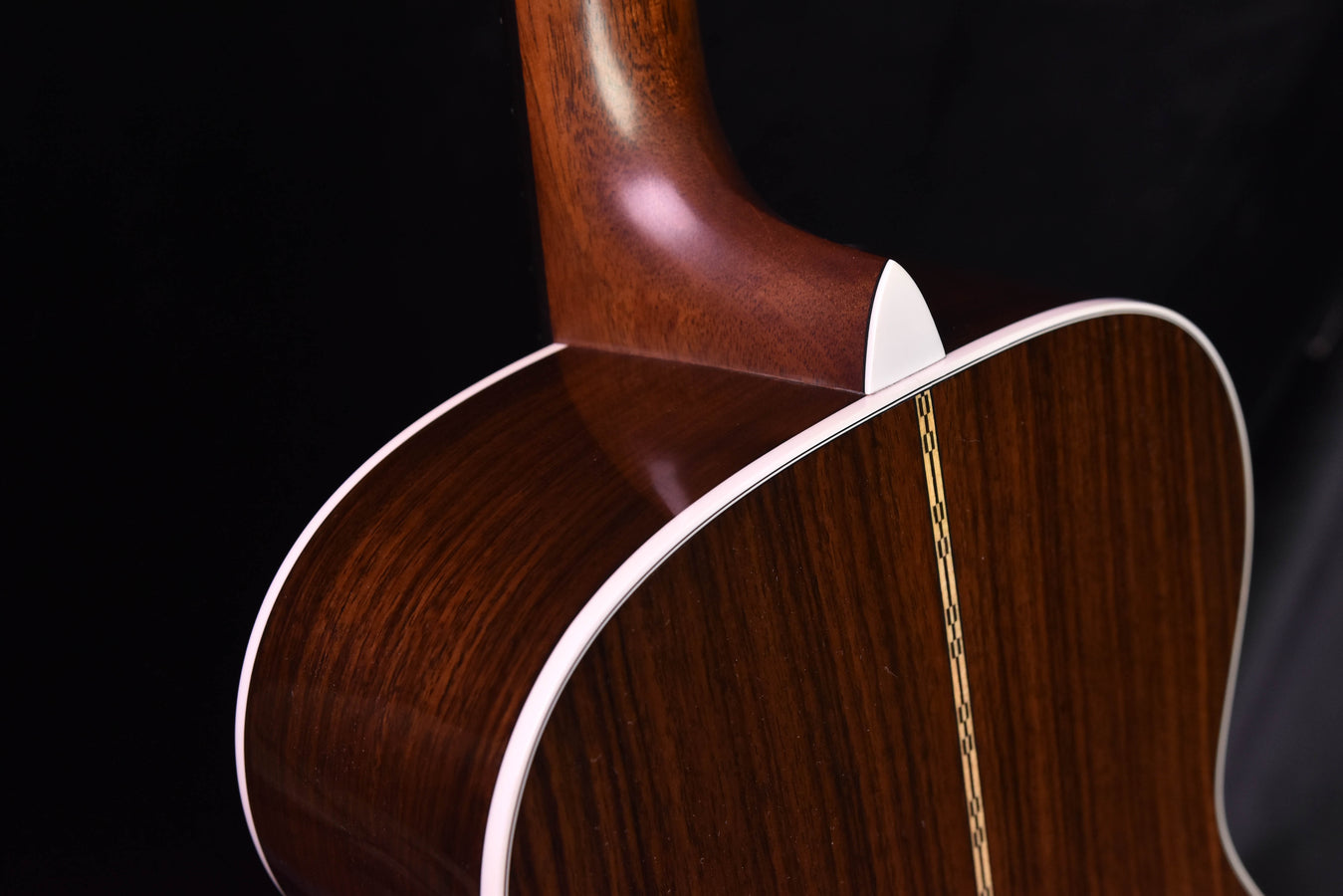 Used Martin Custom Shop 0-28 14 Fret Adi Top- 2009 Build. Excellent Condition Acoustic Guitar