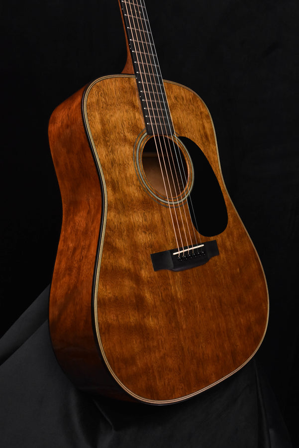 Used Martin Custom Shop Dreadnought all Figured Quilted Mahogany- Hide Glue 2014 Build