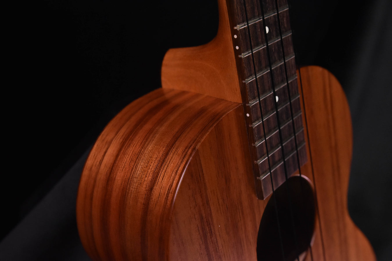 Kamaka HF-3 Tenor Ukulele