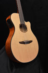 Yamaha NTX1NT Nylon String Crossover Acoustic/Electric Guitar