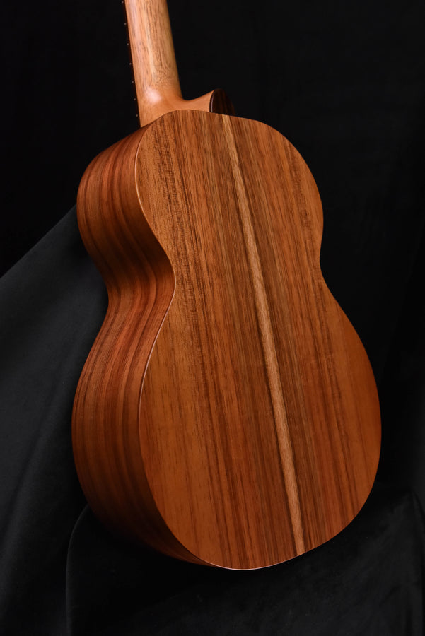 Kamaka HF-3 Tenor Ukulele