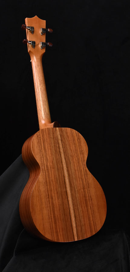 Kamaka HF-3 Tenor Ukulele
