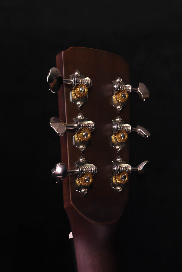 Boucher Studio Goose Jumbo Acoustic Guitar SG-53-G with Gold Pack