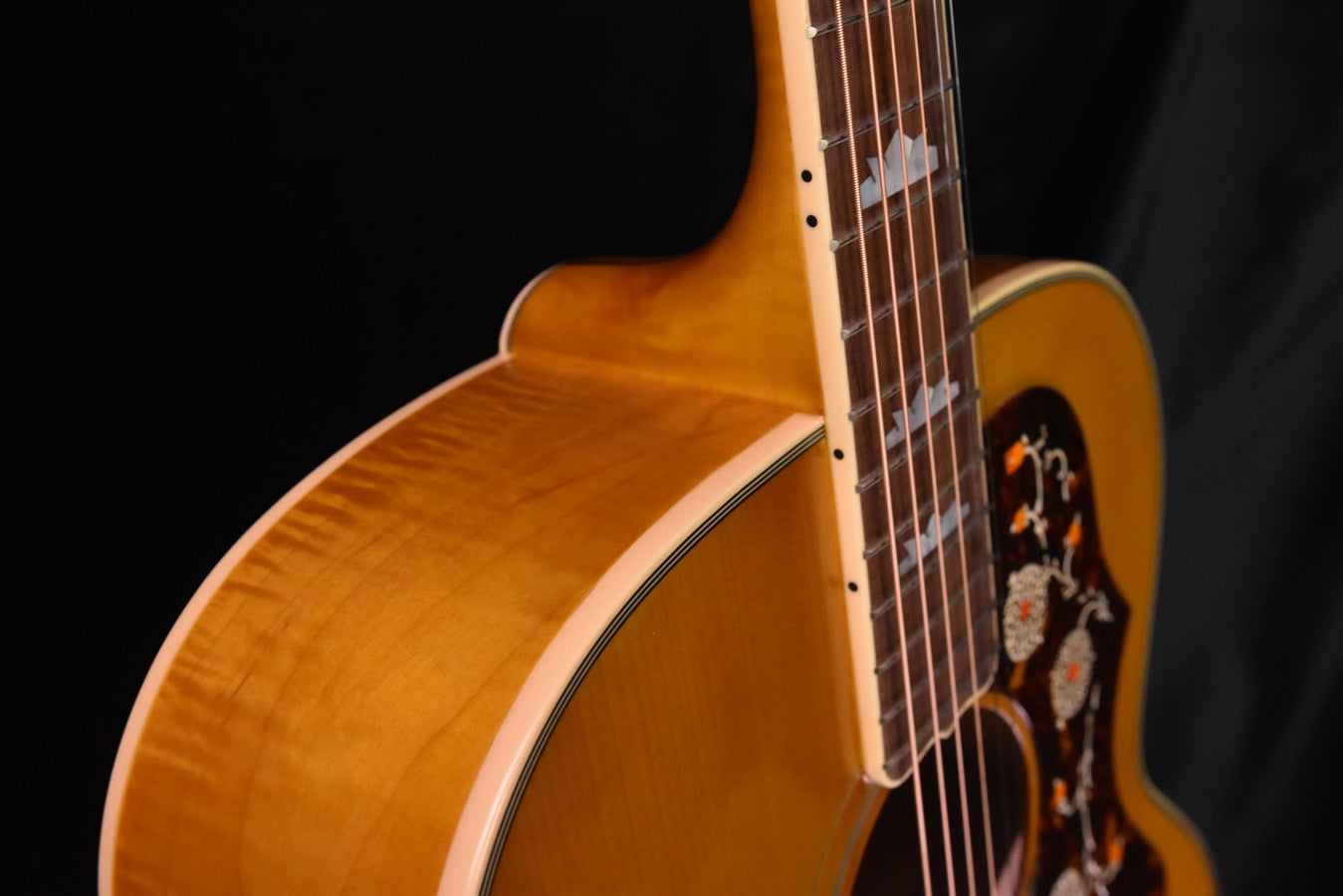 Epiphone Masterbilt 1957 SJ-200 Acoustic Guitar Antique Natural Finish