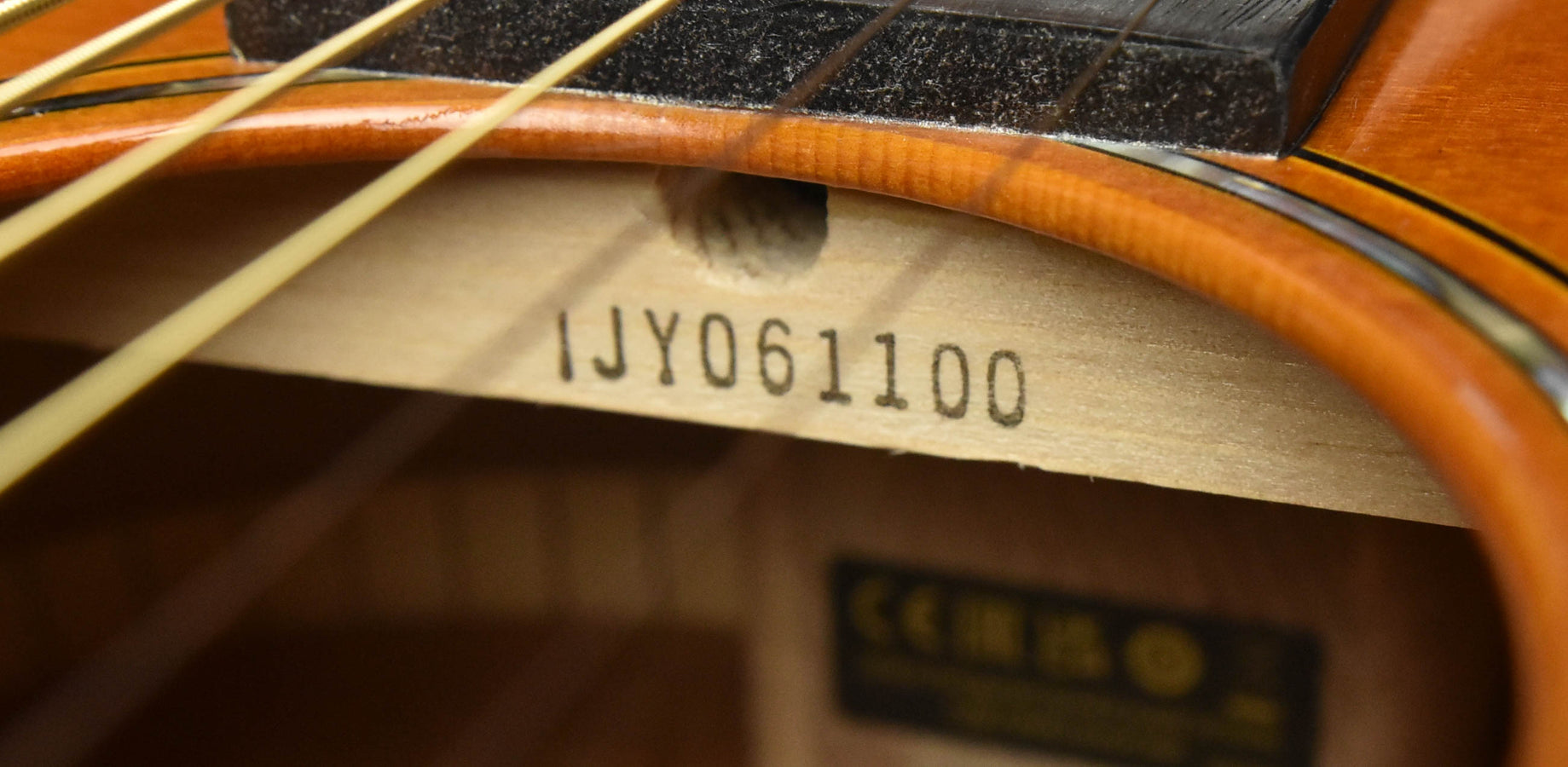 Yamaha CSF3M VN Parlor Acoustic Guitar