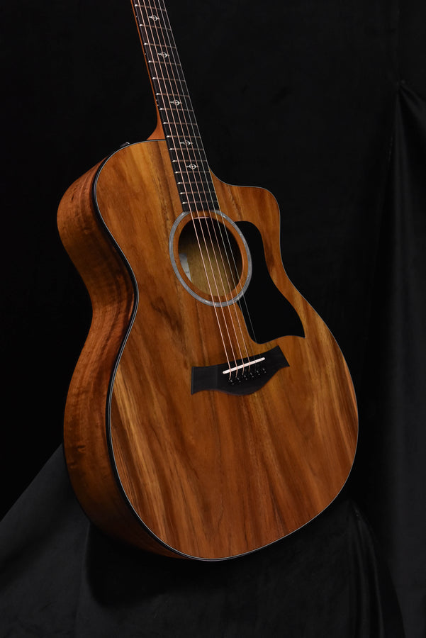 Taylor Limited Edition 224CE-K Dlx all Koa Acoustic Guitar