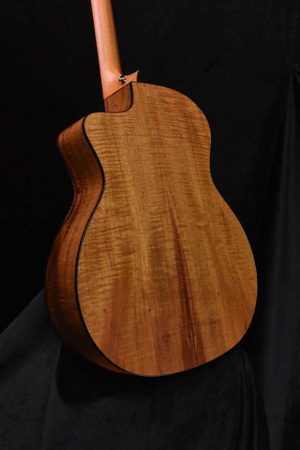 Taylor Limited Edition 224CE-K Dlx all Koa Acoustic Guitar