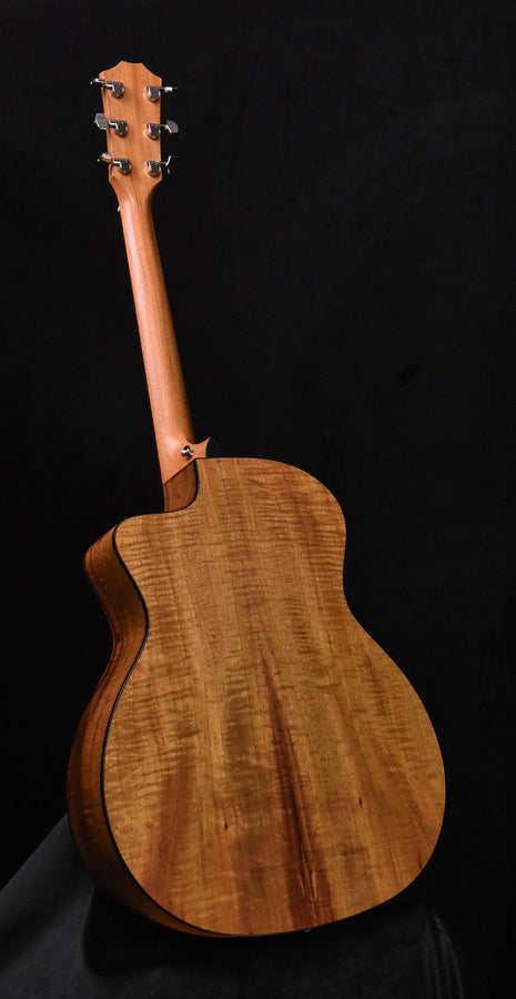 Taylor Limited Edition 224CE-K Dlx all Koa Acoustic Guitar