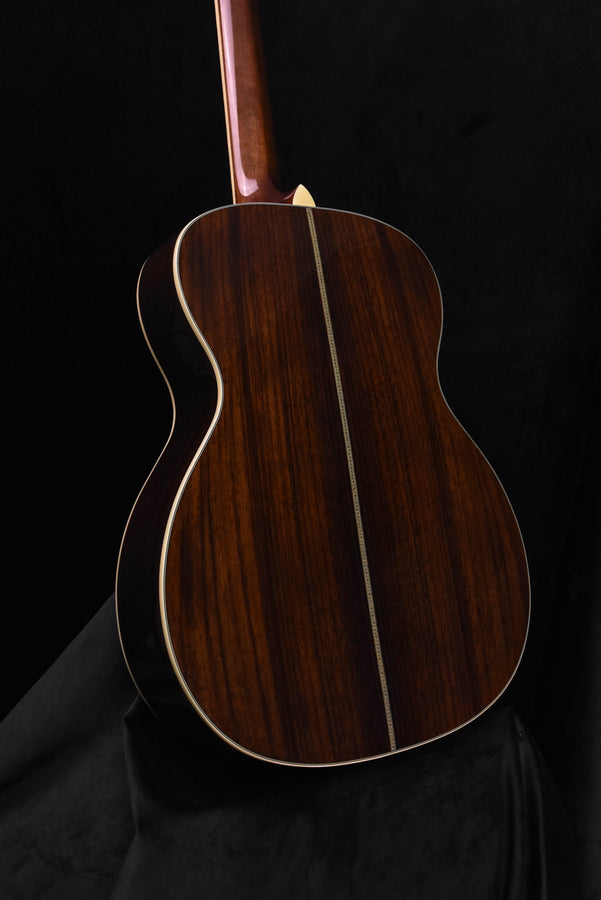 Recording King RO-342 Tonewood Elite 000 Guitar with hardshell case