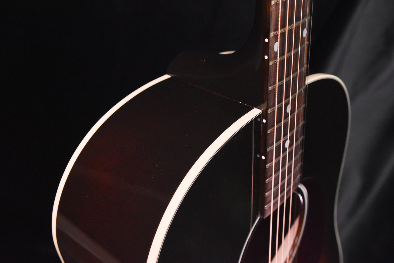 Gibson J-45 Standard Vintage Sunburst Acoustic Guitar