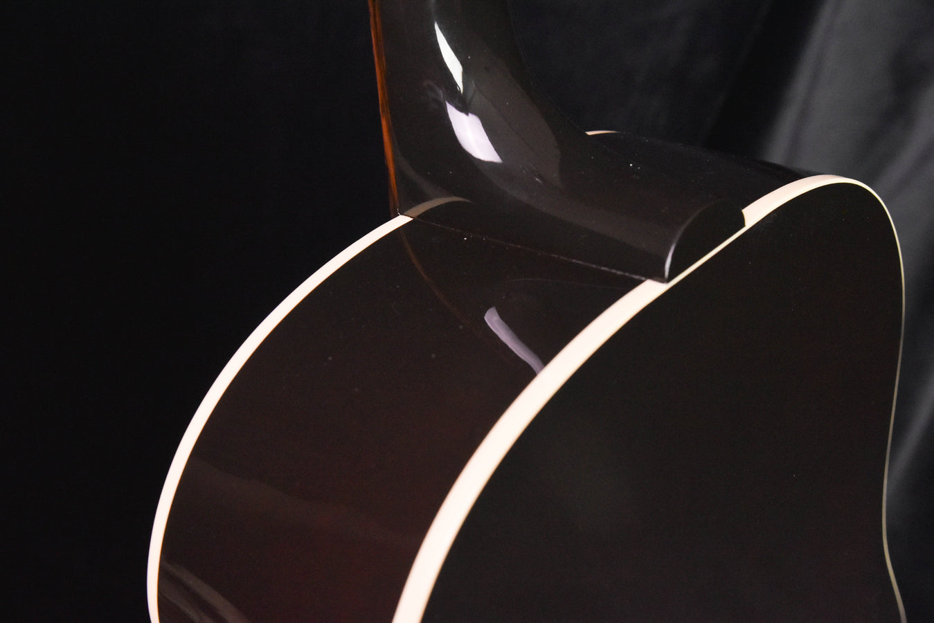 Gibson J-45 Standard Vintage Sunburst Acoustic Guitar