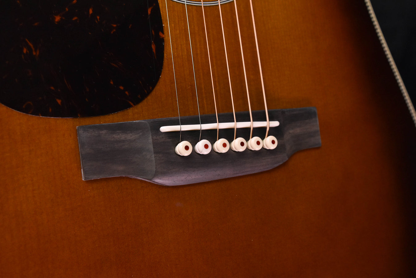 Martin HD-28 LEFTY 1933 Ambertone Left Handed Acoustic Guitar