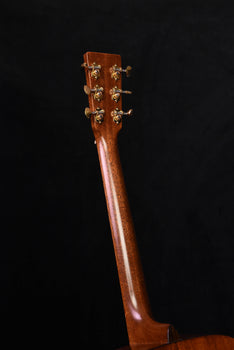 martin d-18 modern deluxe  dreadnought acoustic guitar