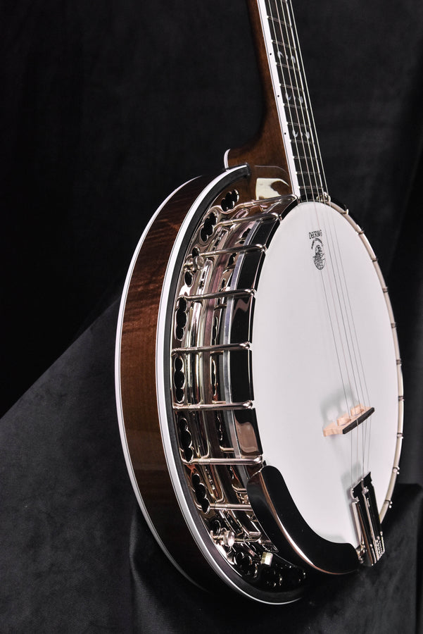 Deering Maple Blossom Five String Resonator Banjo