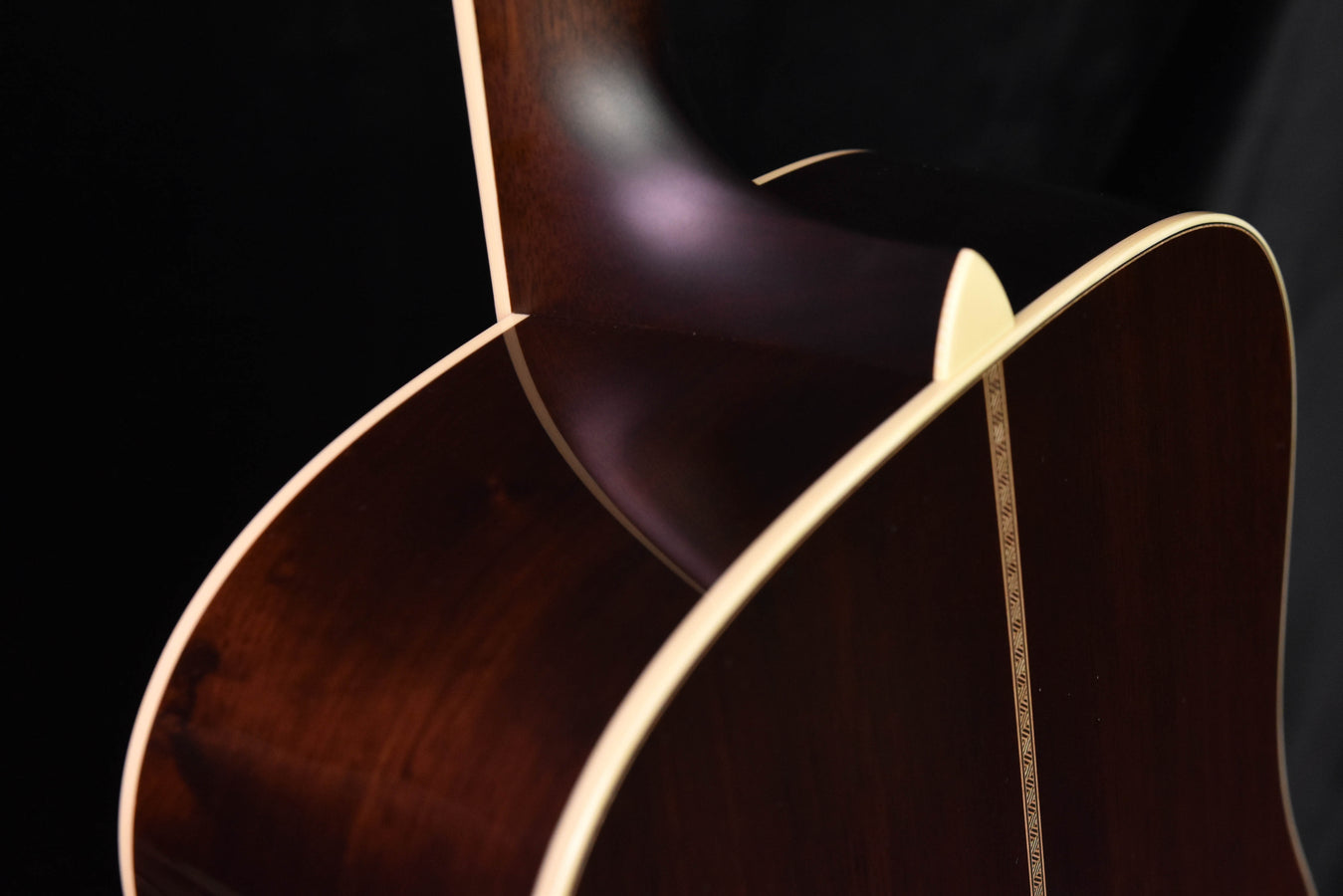 Bourgeois Aged Tone Large Sound Hole Dreadnought Acoustic Guitar Madagascar Rosewood, Hide Glue