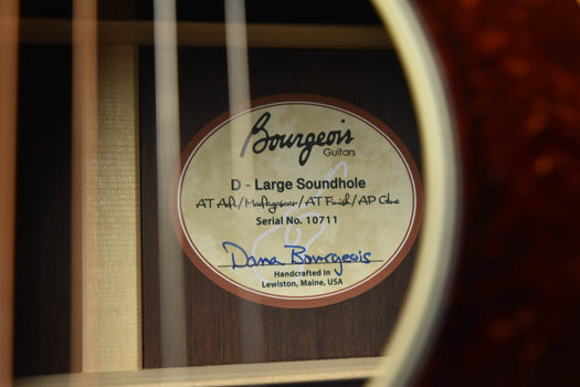 bourgeois aged tone large sound hole dreadnought acoustic guitar madagascar rosewood, hide glue