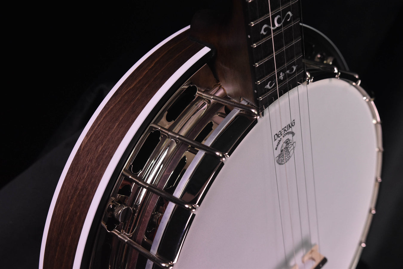 Deering Rustic Wreath 5 String Banjo