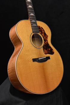 boucher studio goose jumbo torrefied maple and torrefied adirondack spruce jumbo acoustic guitar gr-sg-63t