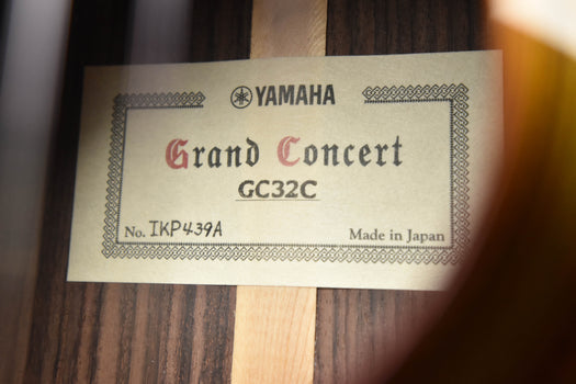 yamaha gc32c spruce top classical guitar