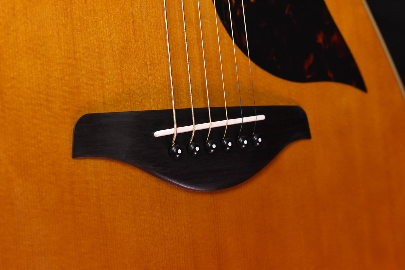 Acoustic-electric guitar black bridge pickup with six-string saddle