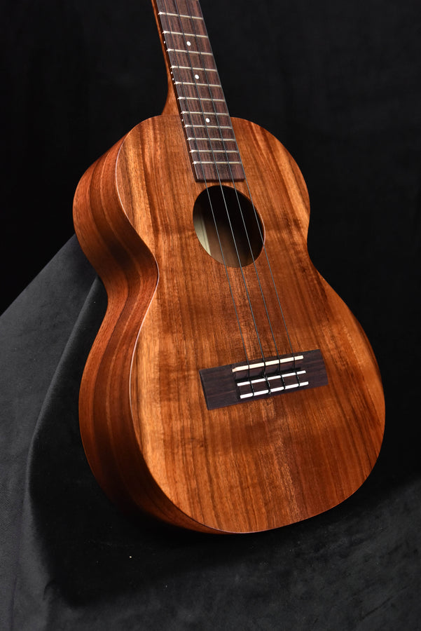 Kamaka HF-3 Tenor Ukulele