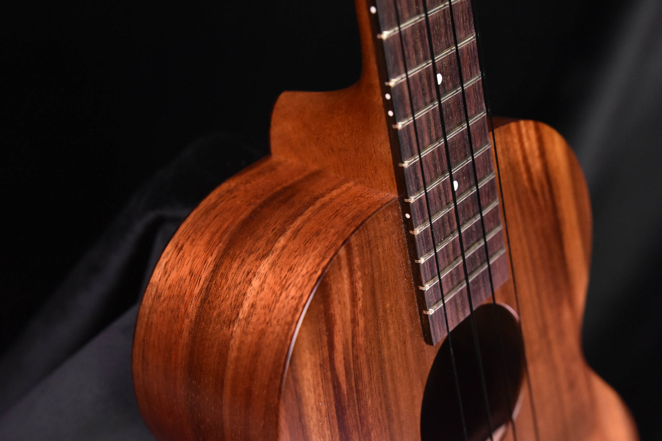 Kamaka HF-3 Tenor Ukulele