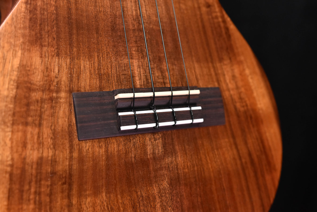 Kamaka HF-3 Tenor Ukulele