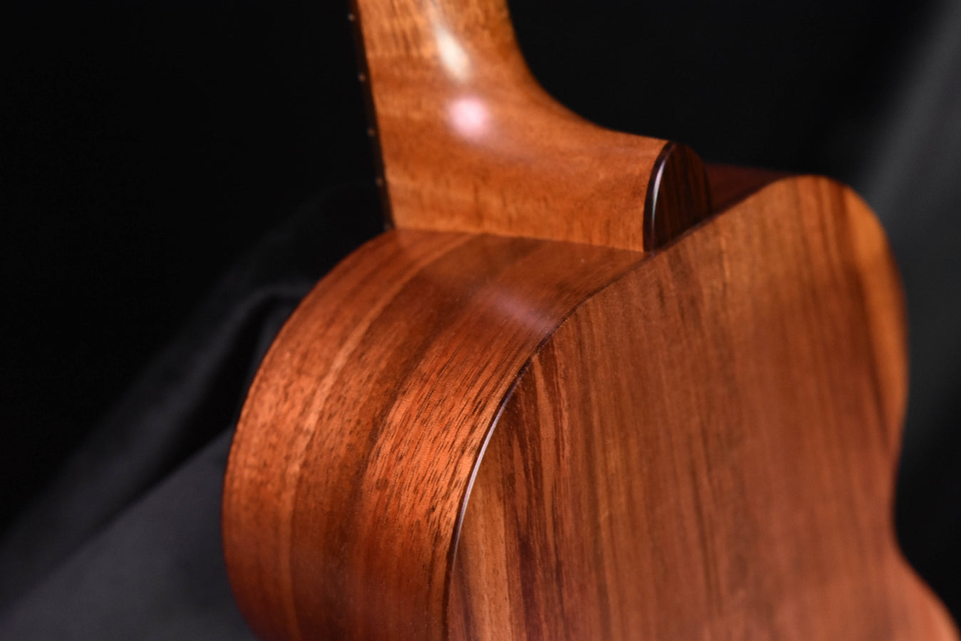 Kamaka HF-3 Tenor Ukulele