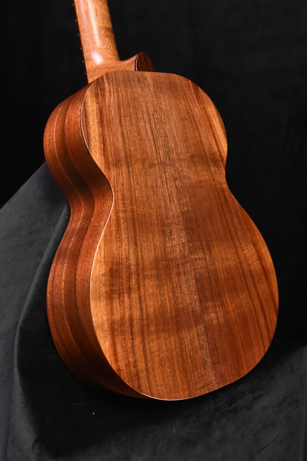 Kamaka HF-3 Tenor Ukulele