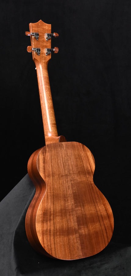 Kamaka HF-3 Tenor Ukulele