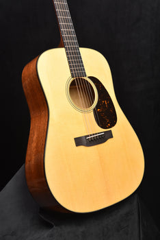 martin d-18 dreadnought acoustic guitar