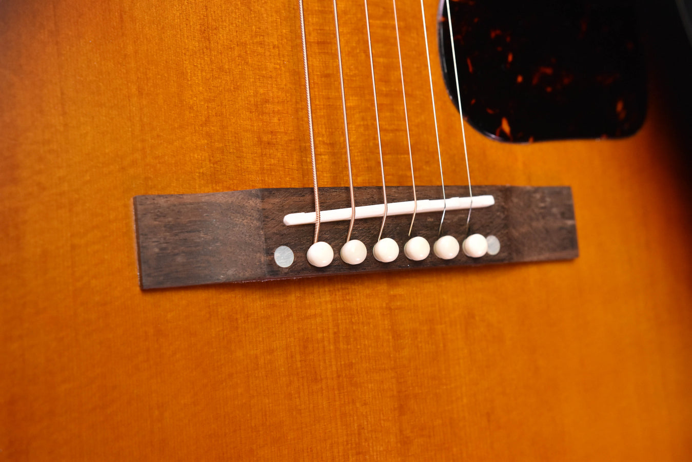 Epiphone 1942 Banner J-45 Vintage Sunburst with Hardshell Case