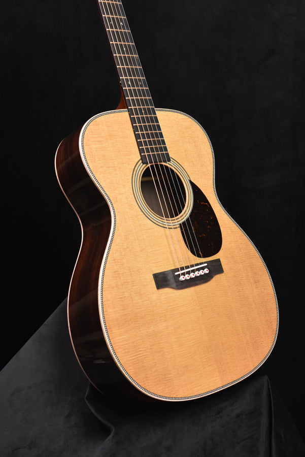 Martin OM28 Modern Deluxe Acoustic Guitar