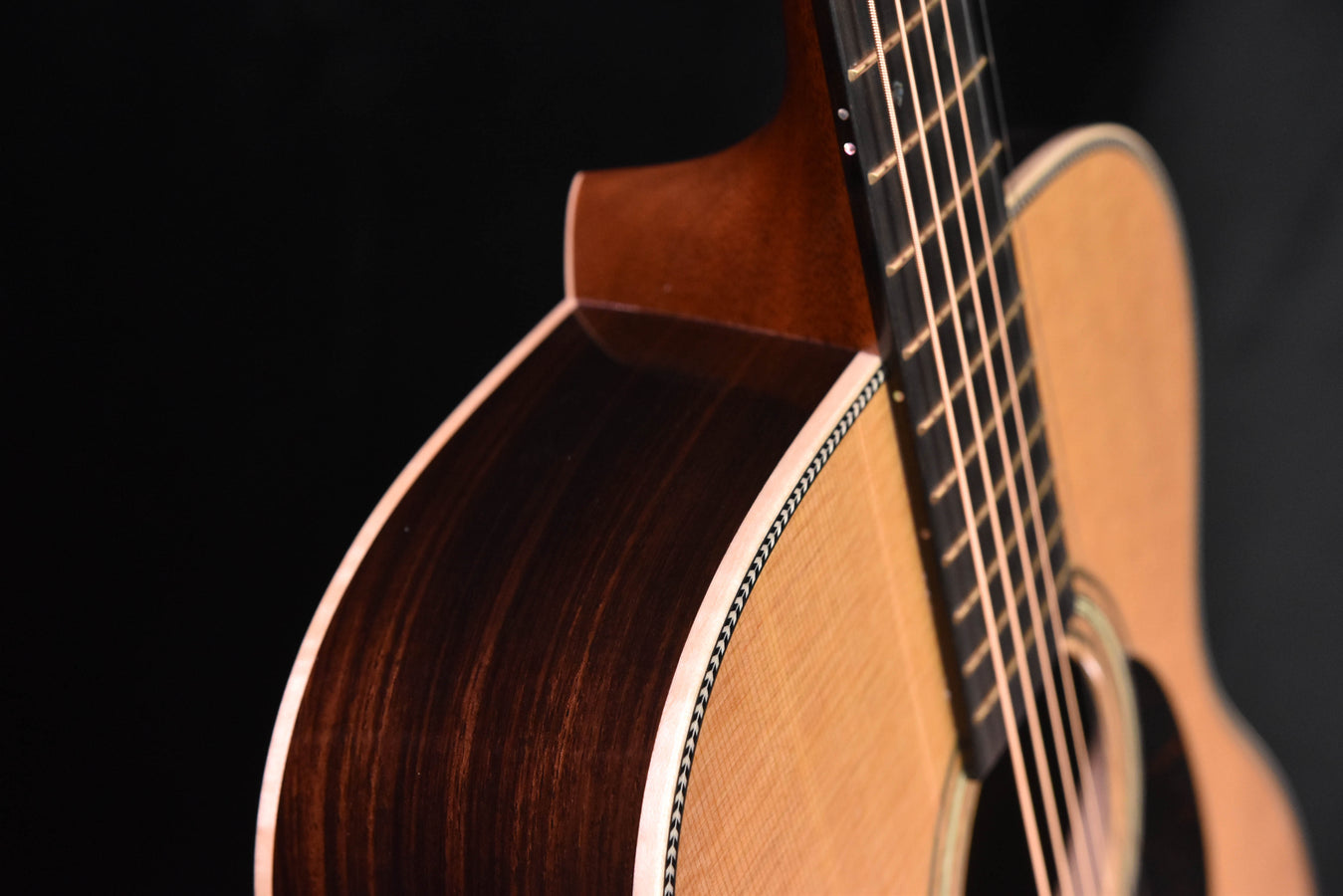 Martin OM28 Modern Deluxe Acoustic Guitar