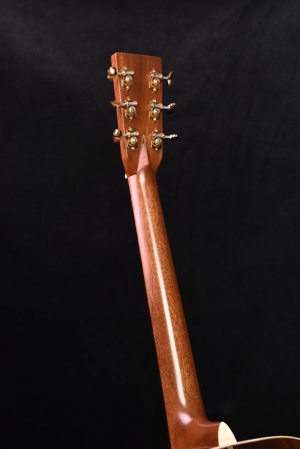 Martin OM28 Modern Deluxe Acoustic Guitar