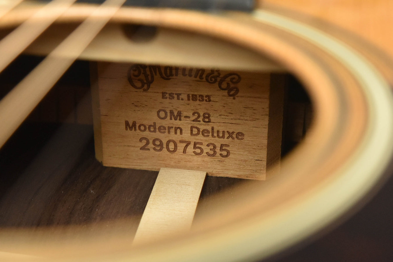 Martin OM28 Modern Deluxe Acoustic Guitar