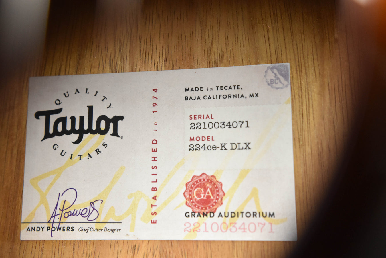 Taylor 224CE-K DLX Cutaway Acoustic Guitar