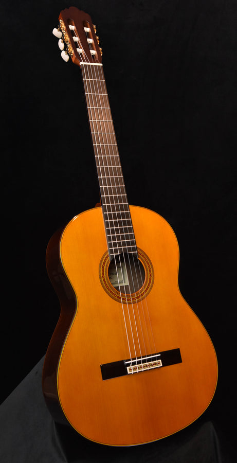 Yamaha GC32C Cedar Top Classical Guitar