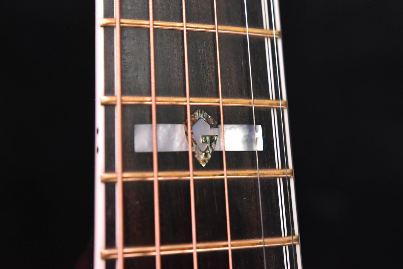 Guild D-55 Special Pacific Sunset Burst. Adirondack Spruce/Madagascar Rosewood Acoustic Guitar