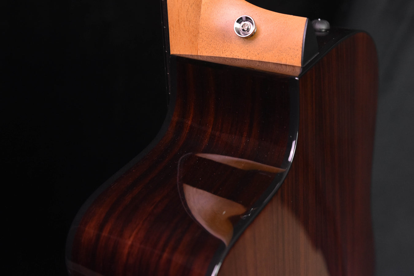 Taylor 210CE Plus Dreadnought Cutaway Guitar