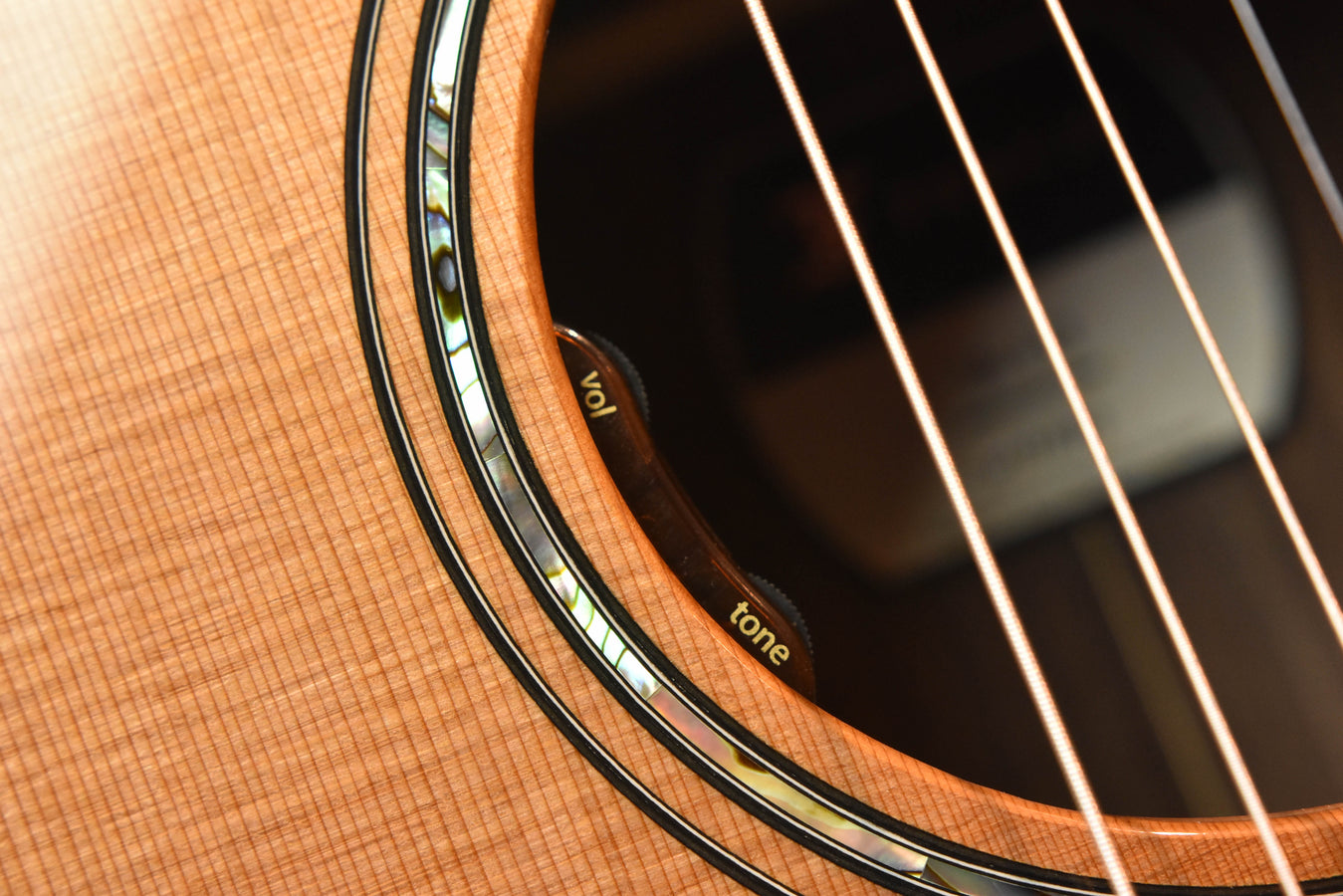 Furch Grand Nylon GNc4-CR EAS Cedar top Acoustic Guitar