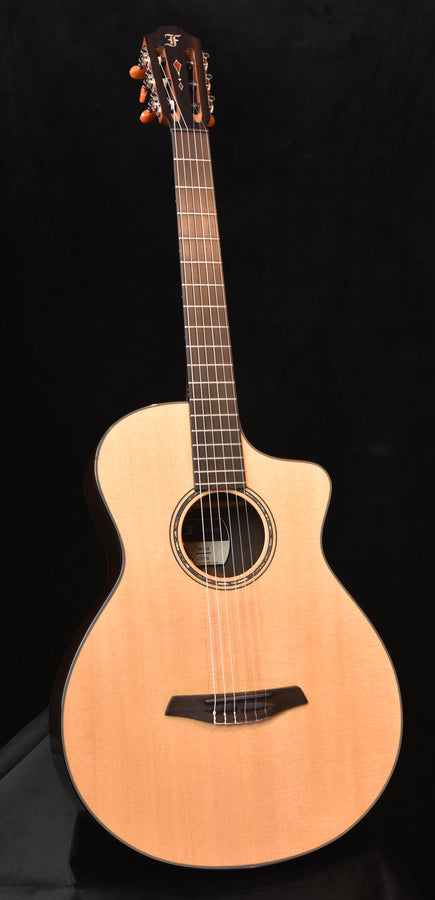 Furch GNc4-SR EAS Grand Nylon Guitar Spruce Top/ Indian Rosewood Nylon String Crossover  Acoustic Guitar