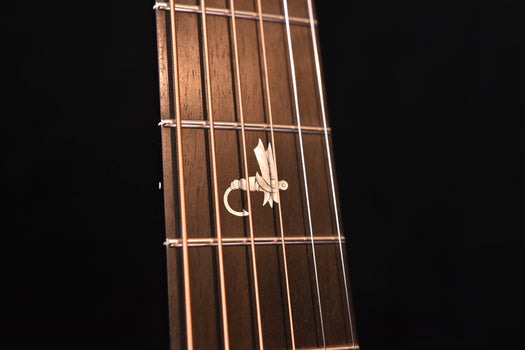 collings om1 pete huttlinger signature acoustic guitar