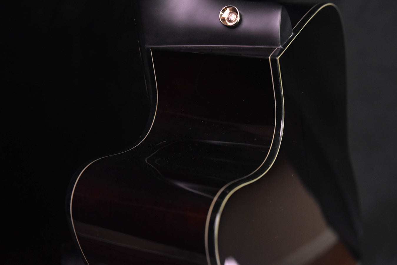 Yamaha TAG3 C Dreadnought Cutaway Transacoustic Guitar SDB