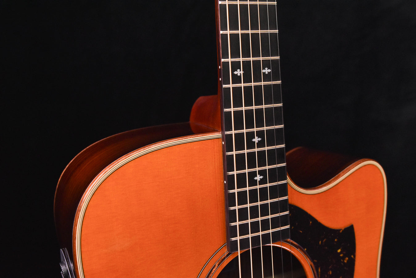 Yamaha A5R ARE Natural Cutaway Dreadnought Acoustic Guitar