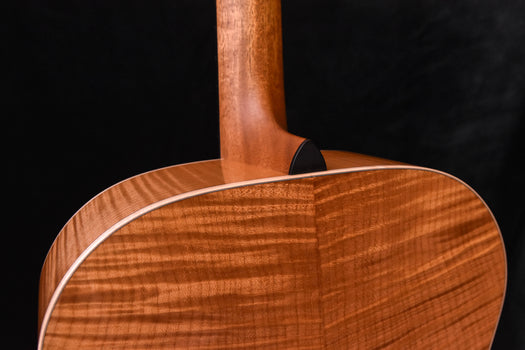 boucher studio goose jumbo torrefied maple and torrefied adirondack spruce jumbo acoustic guitar gr-sg-63t