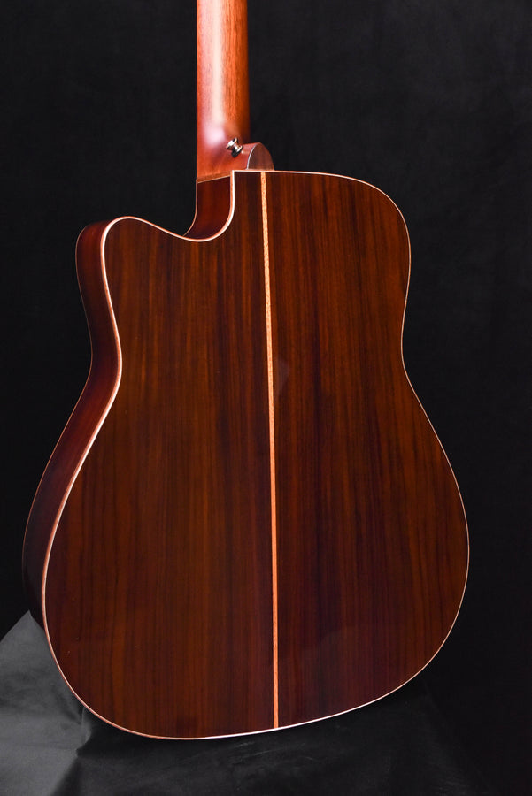 Yamaha A5R ARE Natural Cutaway Dreadnought Acoustic Guitar