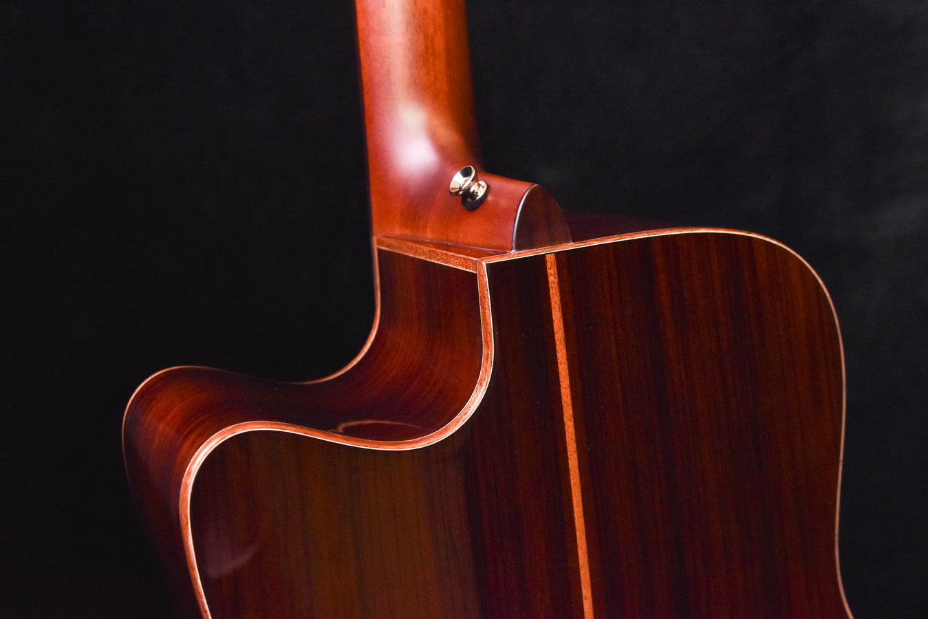 Yamaha A5R ARE Natural Cutaway Dreadnought Acoustic Guitar