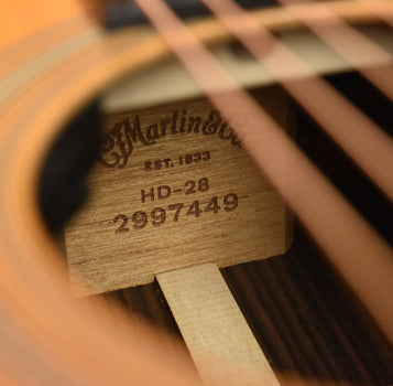 martin hd-28e lr baggs anthem pickup dreadnought acoustic guitar