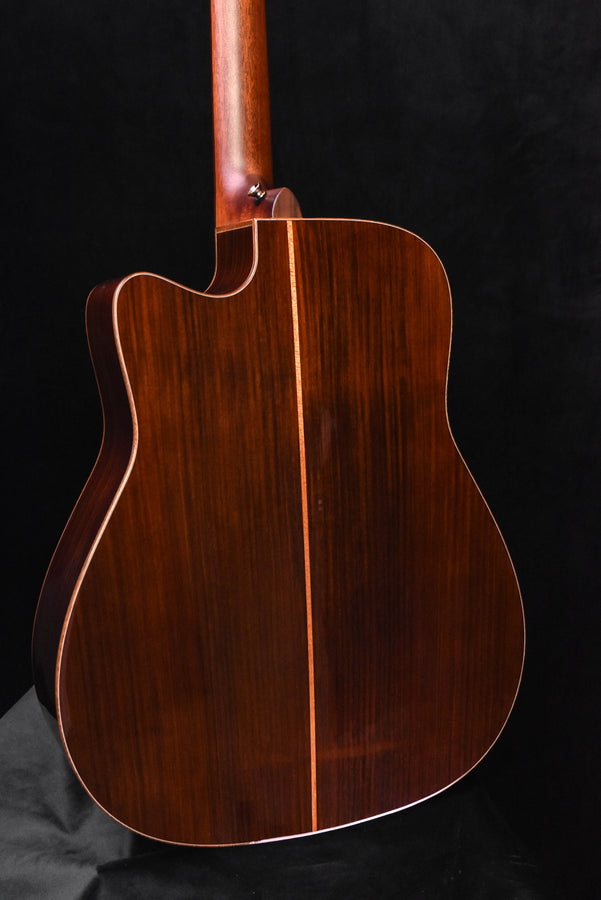 Yamaha A5R ARE Natural Cutaway Dreadnought Acoustic Guitar